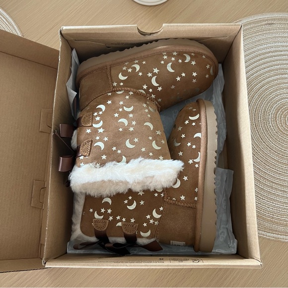 UGG Tan Boots with Gold Celestial Design - Picture 6 of 6